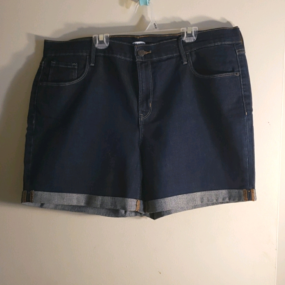 NWOT Old Navy cuffed denim short 16